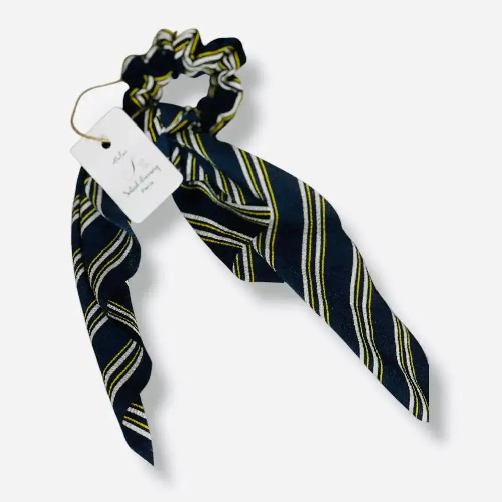 Chouchou cheveux foulard bleu rayé en tissu léger – Accessoire cheveux tendance