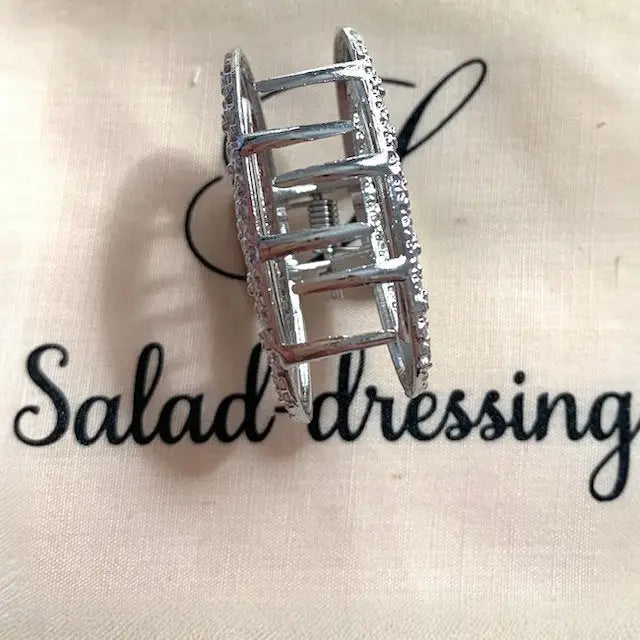 Pince grise crabe - motif roses argentées DORA salad-dressing