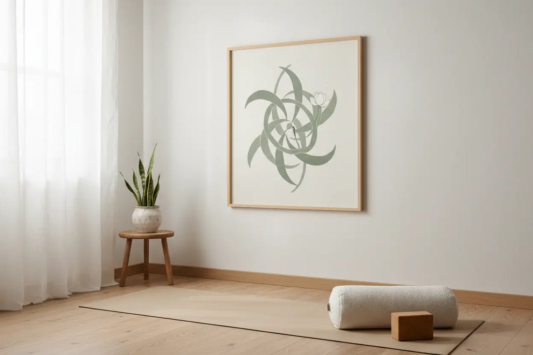 Affiche à imprimer avec cadre en bois clair et design abstrait de feuilles vertes pour décorer un espace yoga guide complet