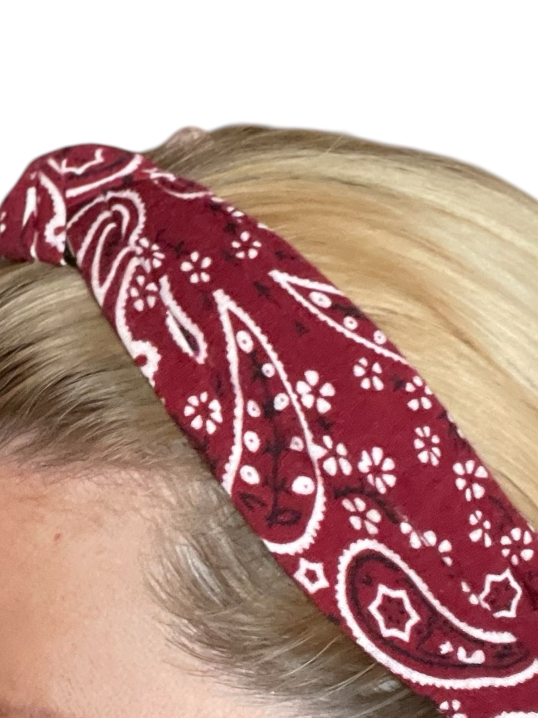 Headband bordeaux style bandana, parfait pour une touche bohème