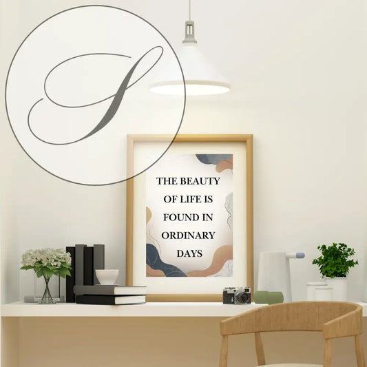 Affiche murale minimaliste avec citation murale imprimable sur fond abstrait beige et bleu marine pour décoration intérieure neutre