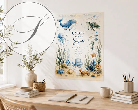Affiche style aquarelle sous la mer avec baleines bleues tortues de mer pieuvres et étoiles de mer sur fond crème
