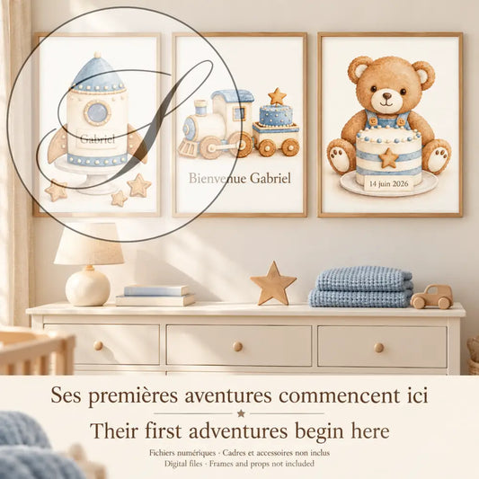 Cadeau naissance garçon : pack de 3 affiches personnalisées fusée, ourson et petit train bleu, ses premières aventures commencent ici