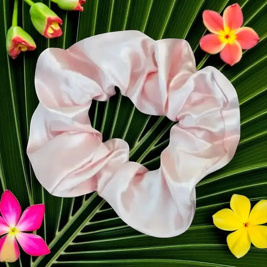 Chouchou cheveux satin rose – Le scrunchie élégant et tendance de 2025 - Chouchous élastiques