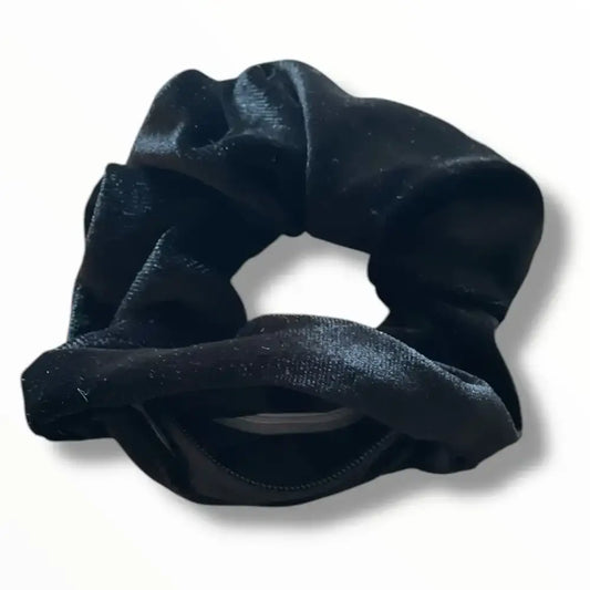 Chouchou cheveux noir velours avec poche secrète zippée pour cheveux longs
