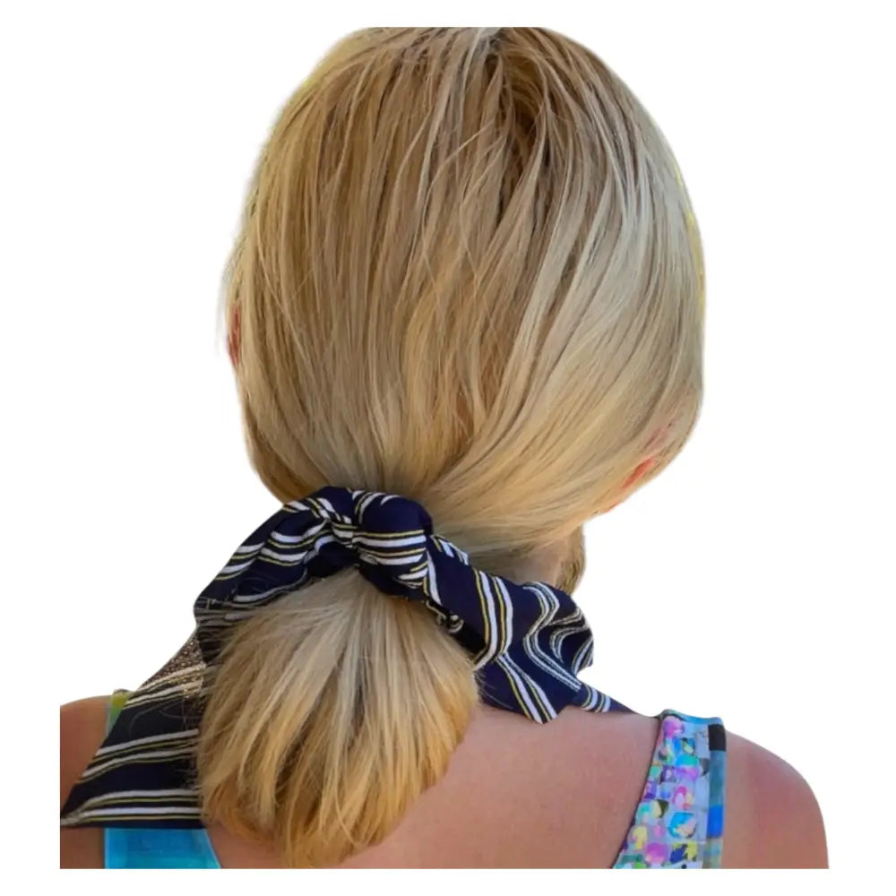 Élastique cheveux foulard bleu à rayures blanches – Mode féminine et élégante