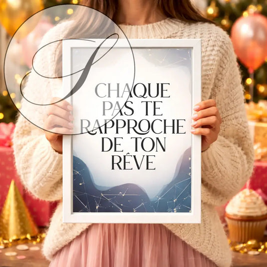 Affiche murale originale avec cadre blanc et texte français sur fond montagne bleu nuit idéale idée cadeau noël décoratif minimaliste