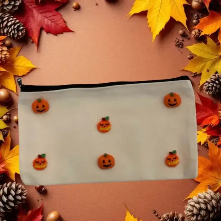 Trousse Halloween utilisée en décoration de saison